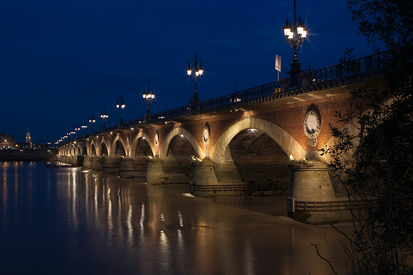 Pont de Pierre, Bordeaux