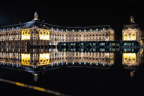 Le mirroir d'eau en nuit, Bordeaux