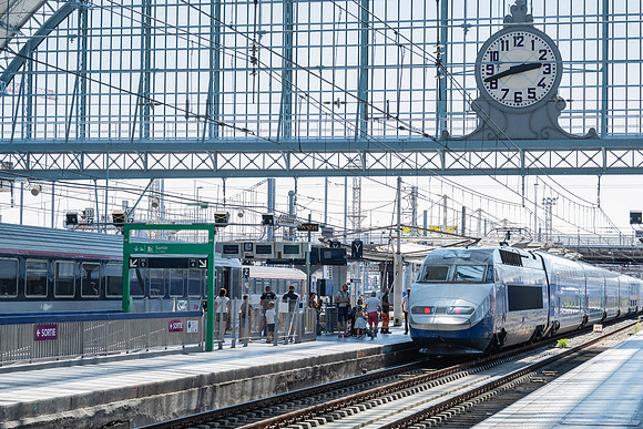 Au revoir (Gare Saint Jean, Bordeaux)